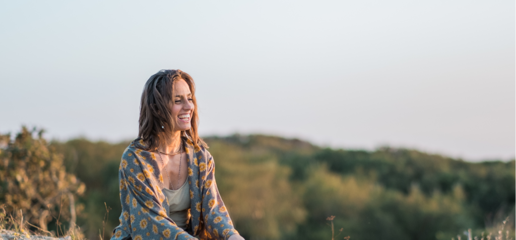 portrait of merel who is teaching the mini dosing yin workshop