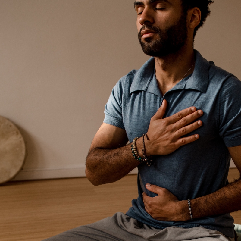 Breathwork Ademwerk De Nieuwe Yogaschool Amsterdam online and in-studio