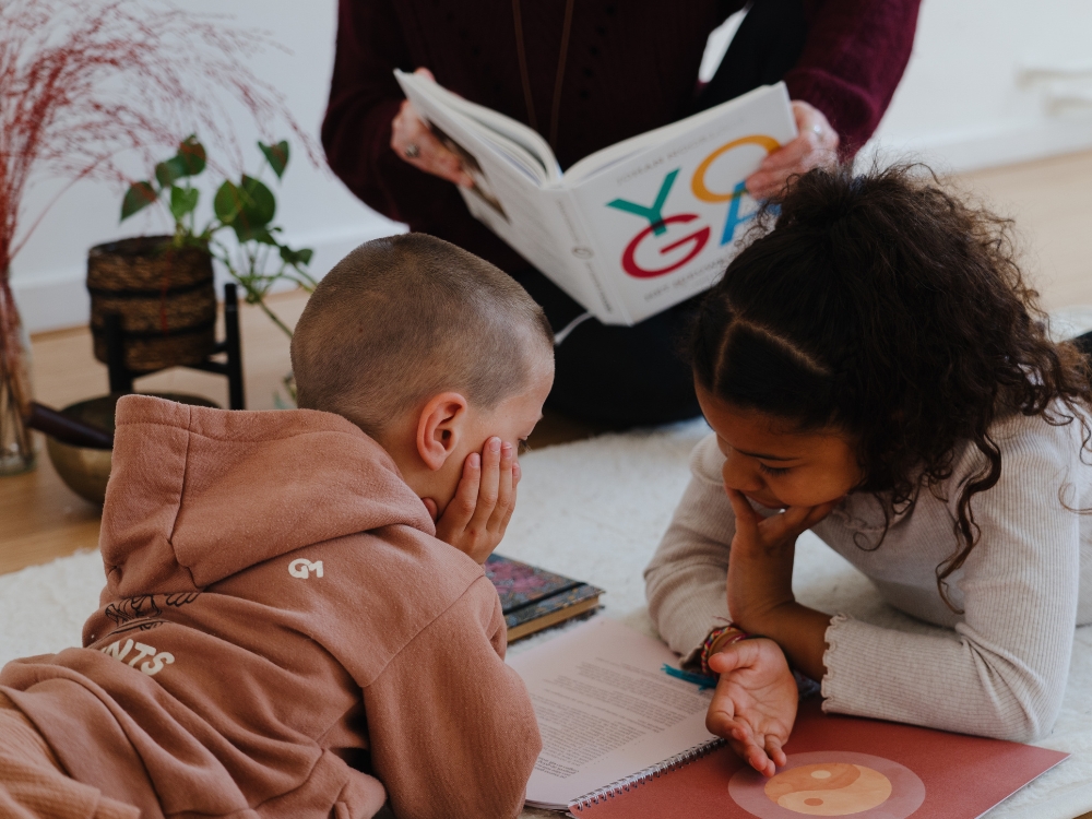 Schoolverlichting opleiding DNYS Academie De Nieuwe Yogaschool Amsterdam yoga mindfulness voor kinderen