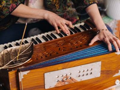 Bhakti Flow De Nieuwe Yogaschool Amsterdam